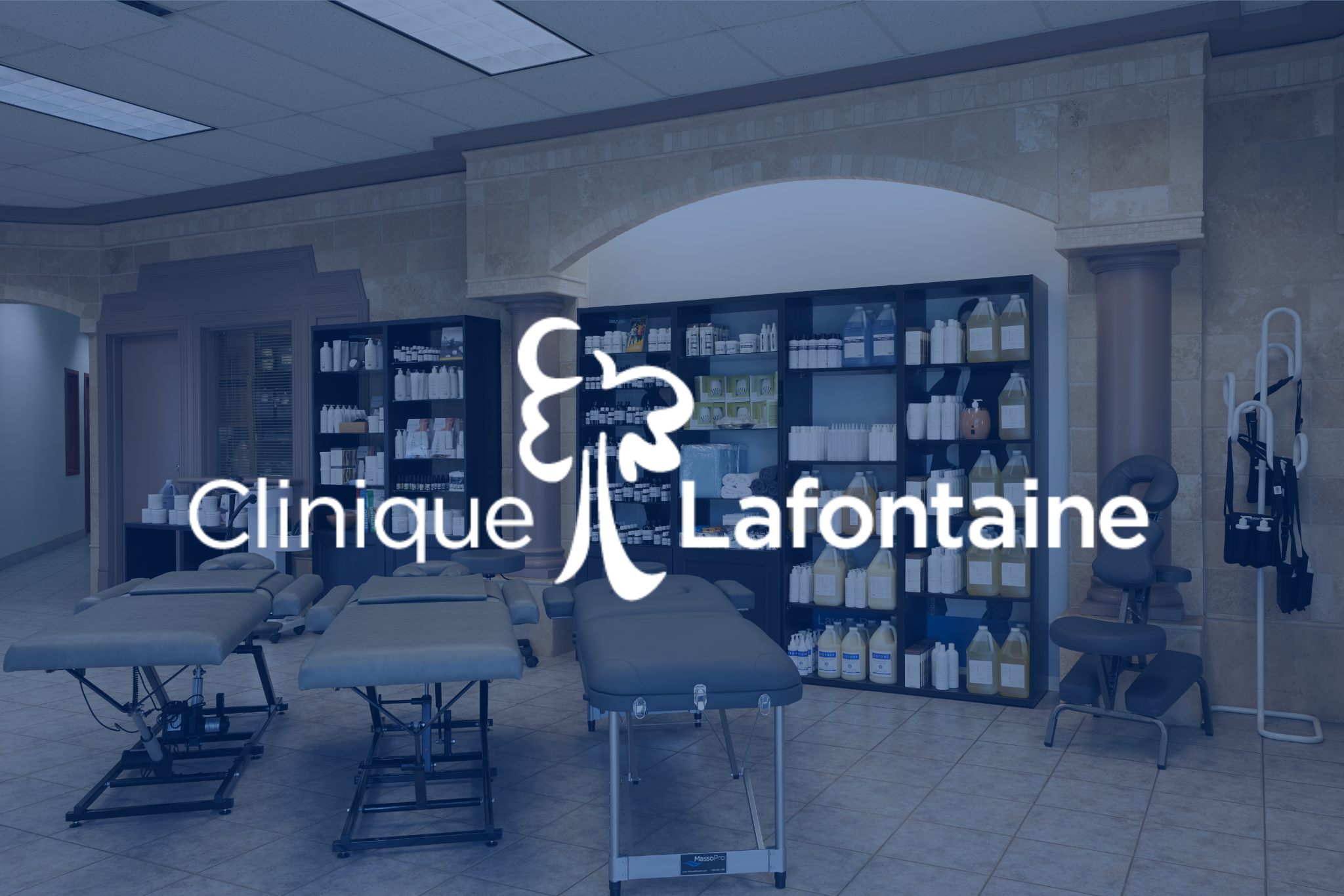 Logo de Clinique Lafontaine par dessus une image de leur boutique